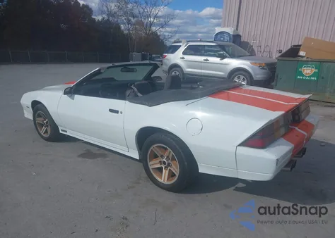 1984 Chevrolet Camaro z USA, uszkodzony, nr VIN 1G1AP87H8EN149625